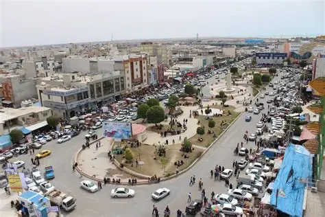 تمام  بازار  گناوه در  یک نگاه